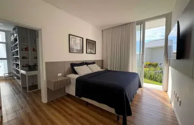 Casa mobiliada no condomínio caledônia com 3 suítes e 6 vagas de garagem em camboriú/sc