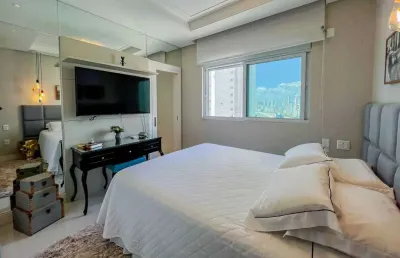 Apartamento com 4 dormitórios sendo 3 suítes com 3 vagas na garagem em balneário camboriú