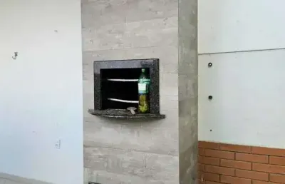 Terreno com 350 m² já com 2 casas em processo de condomínio no bairro ariribá.