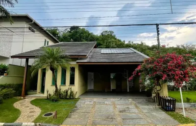 Casa com 3 suítes e 2 vagas de garagem no bairro ariribá em balneário camboriú