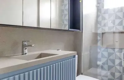 Apartamento com 3 suítes e 2 vagas de garagem bairro pioneiros em balneário camboriú