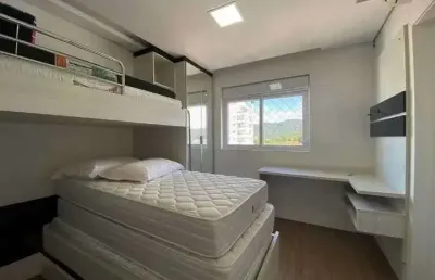 Apartamento mobiliado com 3 suítes e 3 vagas de garagem na barra norte em balneário camboriú