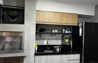 Apartamento com 2 dormitórios sendo 1 suíte com 2 vagas de garagem em itajaí