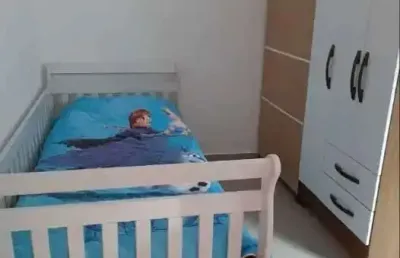 Geminado mobiliado com 2 dormitórios e 2 vagas aprox. 800 metros da praia de balneário piçarras