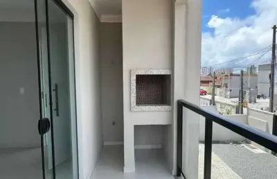Geminado com 3 dormitórios sendo 1 suíte, sacada com churrasqueira e 1 vaga em barra velha
