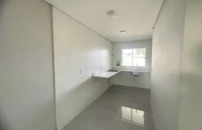 Casa com 3 dormitórios sendo 1 suíte e 2 vagas de garagem em balneário piçarras