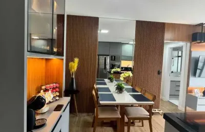 Apartamento mobiliado com 2 dormitórios e 1 vaga de garagem no bairro são judas em itajaí