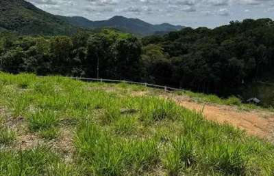 Terreno rural com 2.200 m² em condomínio fechado em camboriú