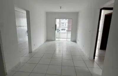 Apartamento com 2 dormitórios sendo 1 suíte e 1 vaga no cordeiros parte alta em itajaí/sc