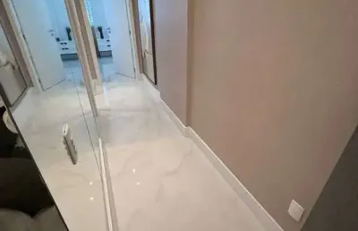 Apartamento mobiliado com 4 dormitórios e 3 vagas de garagem em balneário camboriú/sc
