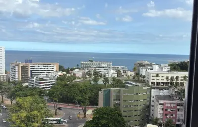 Lindo apartamento com 02 quartos ,mobiliado , jardim apipema ,01 garagem . ,