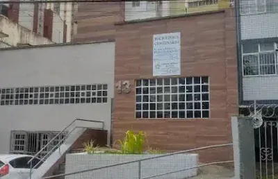 Casa terrea comercial  na centenario , barra  ,03 garagens .