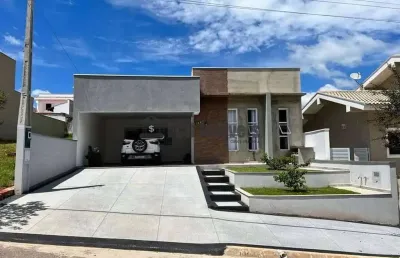 Casa no condomínio portal das monções em porto feliz