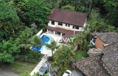 Apresentamos uma deslumbrante mansão localizada na riviera