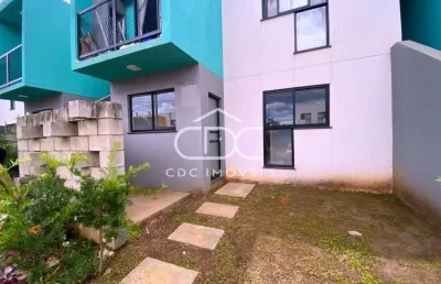 Ótimo apartamento em condomínio fechado em uvaranas