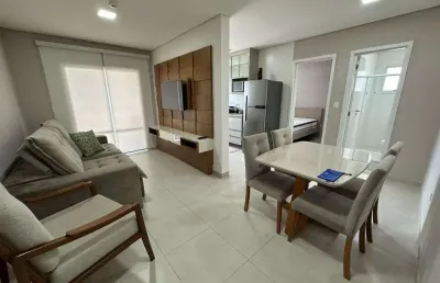 Apartamento de 1 dormitório com sacada a 50m da praia no boqueirão - pg!