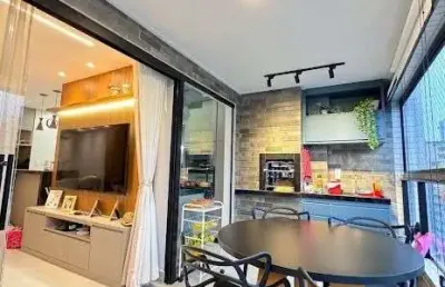 Luxuoso apartamento mobiliado no canto do forte – praia grande
