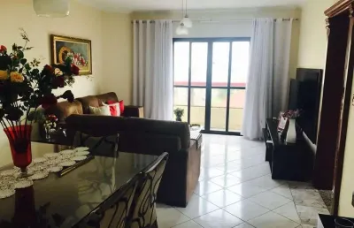 Apartamento mobiliado sendo 3 suítes em vila tupi praia grande/s.p.