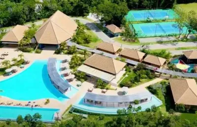 Lote plano exclusivo em condomínio de luxo na praia do forte