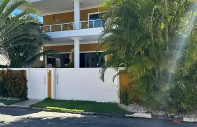 Luxuosa casa mobiliada com 5 suítes e piscina em villas