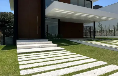 Casa de alto padrão no alphaville litoral norte 3 – projeto exclusivo e sofisticação