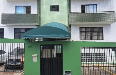 Apartcasa 2/4 com espaço versátil e área externa para lazer – oportunidade única!