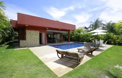 Privacidade, conforto e natureza – casa exclusiva em condomínio de alto padrão