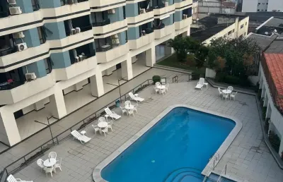 Alugo apartamento de 1/4 mobiliado na barra com vista para o mar