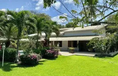 Casa luxuosa - 6 quartos sendo 4 suítes - lauro de freitas