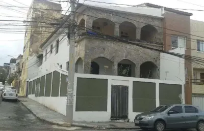 Casa com 4 quartos à venda na Rua das Ubaranas, 1, Amaralina, Salvador