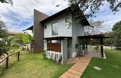 Casa luxuosa - 3 quartos sendo 2 suítes - poprteira fechada - praia do forte