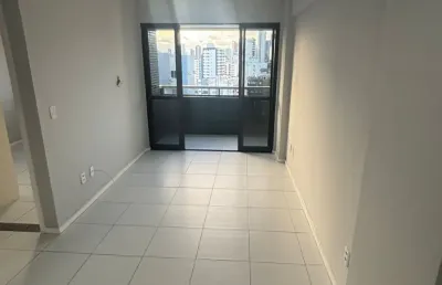 Excelente apartamento para locação, no coração da pituba
