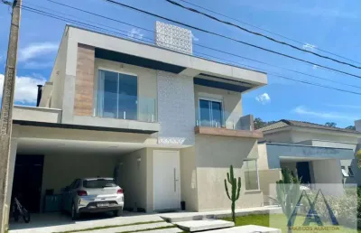 Sobrado em condominio fevhado com 3 suítes - residencial veredas