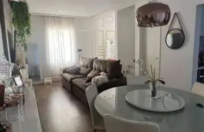 Sobrado em condominio fechado com 3 dormitórios na vila oliveira