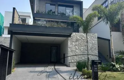 Casa á venda com armarios planejados no condominio bella citta fazenda rodeio com 3 súites e 228,50m² / mogi das cruzes /sp 