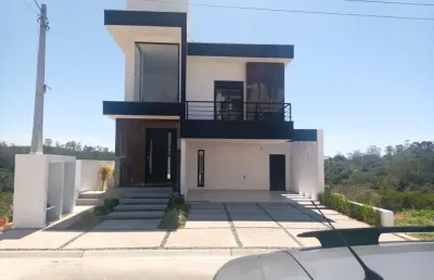 Sobrado á venda no condominio veneza i com  216,47 m² const e terreno de 317,81, 3 suites / mogi das cruzes sp 