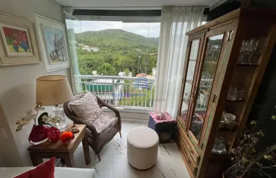 Apartamento de 3 dormitórios, todo reformado e mobiliado, bairro itacorubi