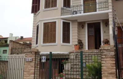 Casa com 3 quartos à venda na Rua Doutor Pitrez, 526, Ipanema, Porto Alegre