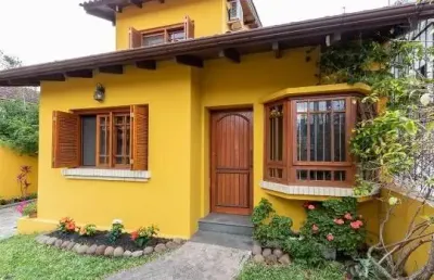 Casa com 3 quartos à venda na Rua Folha da Tarde, 101, Cristal, Porto Alegre