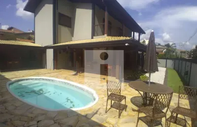Casa com 3 quartos para alugar na Rua Eugênio Fabrini, 150, Loteamento Parque das Hortências (Sousas), Campinas