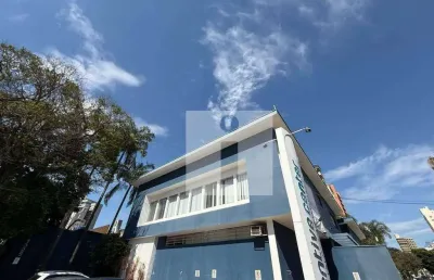 Casa comercial com 13 salas para alugar na Rua Doutor Emílio Ribas, 1325, Cambuí, Campinas