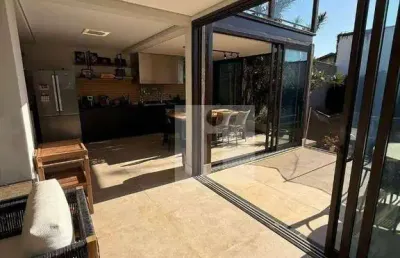 Casa em condomínio fechado com 4 quartos à venda na Rua Sapopemba, 371, Loteamento Caminhos de San Conrado (Sousas), Campinas