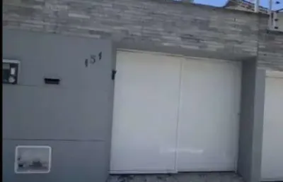 Casa para venda em eusébio, guaribas, 4 dormitórios, 1 suíte, 3 banheiros, 2 vagas