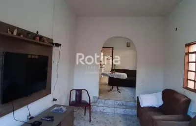 Casa à venda, 3 quartos, osvaldo rezende - uberlândia/mg - rotina imobiliária