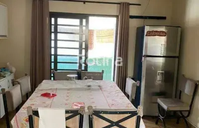 Casa à venda, 3 quartos, cidade jardim - uberlândia/mg - rotina imobiliária