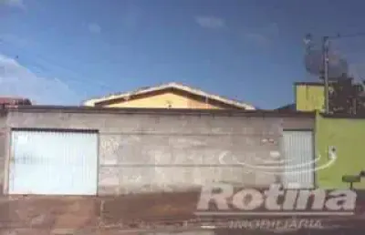 Casa à venda, 6 quartos, dona zulmira - uberlândia/mg - rotina imobiliária