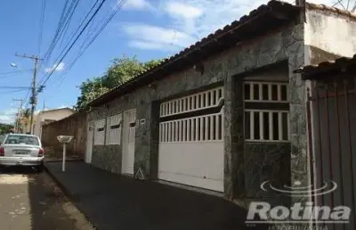 Casa à venda, 3 quartos, jardim brasília - uberlândia/mg - rotina imobiliária