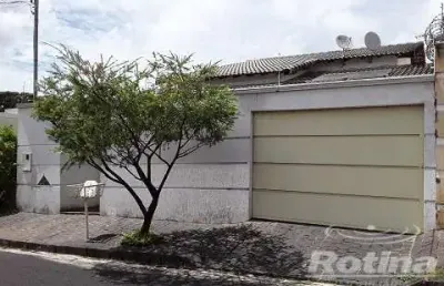 Casa à venda, 3 quartos, jardim europa - uberlândia/mg - rotina imobiliária