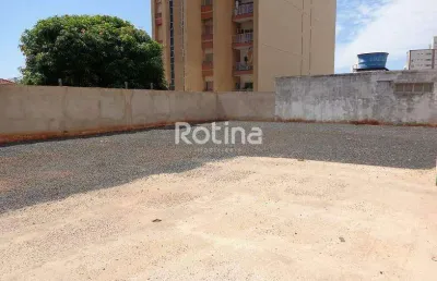 Excelente área comercial no bairro martins/osvaldo.