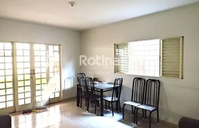 Casa à venda, 4 quartos, santa luzia - uberlândia/mg - rotina imobiliária